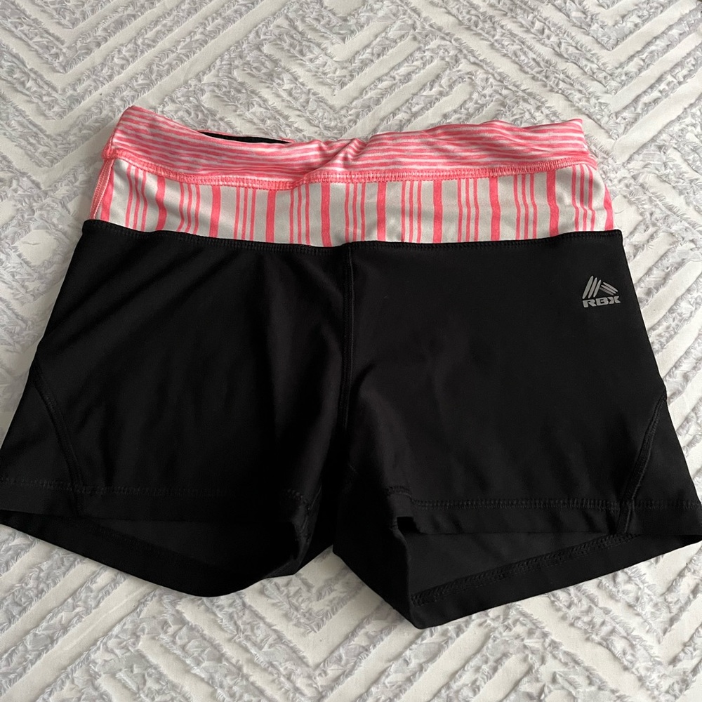 Reebok short athletic shorts, size small